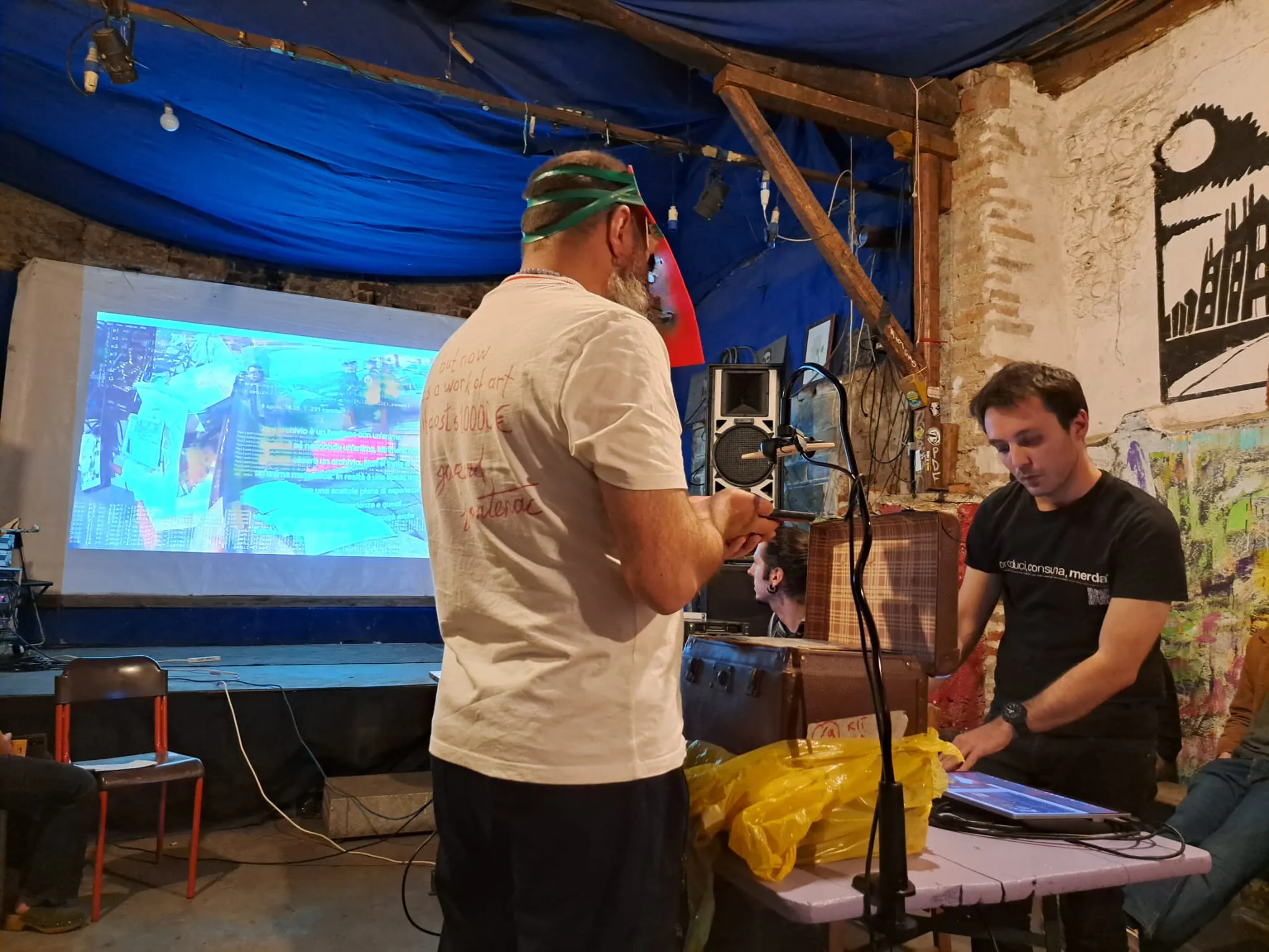 A mettere mano performance